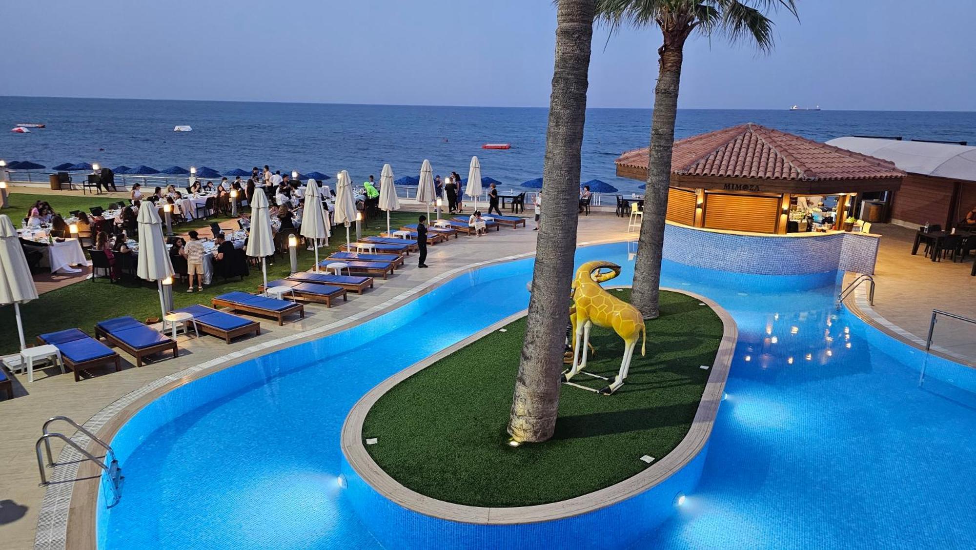 Mimoza Beach Hotel Agios Sergios Exterior foto